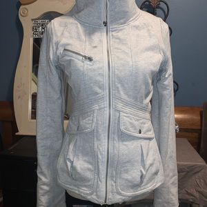 Lululemon It’s happening jacket - size 8